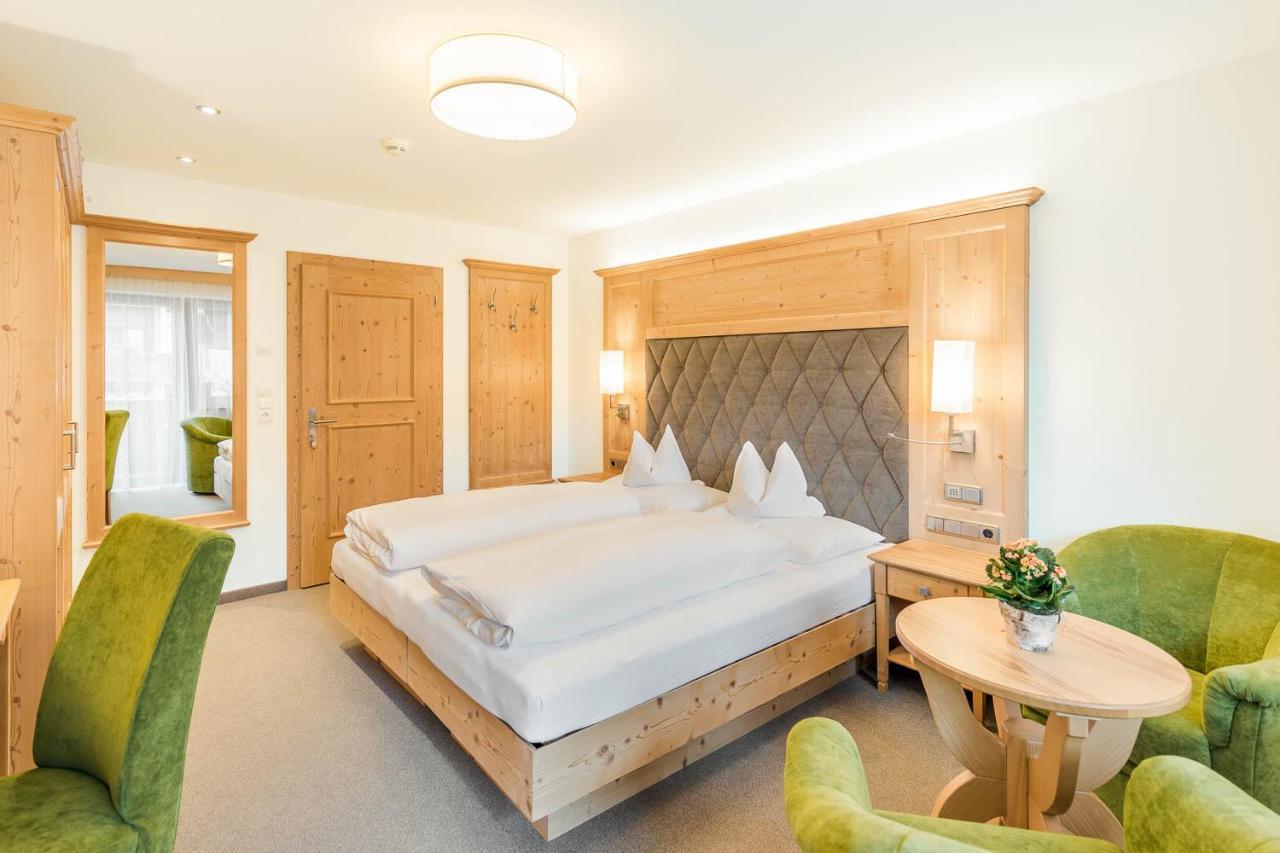 טוקס Hotel Pension Sonnleiten מראה חיצוני תמונה